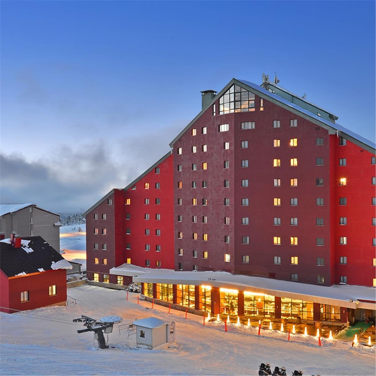 İzmir Çıkışlı 2 Gece 3 Gün Uludağ Karinna Hotel Konaklamalı Kayak Turu