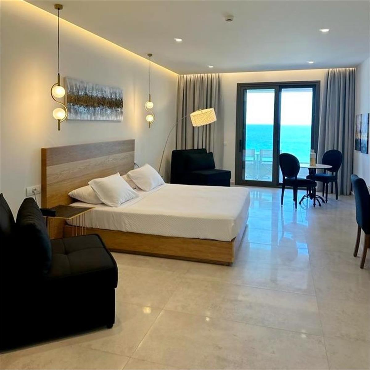 İzmir'den Ulaşımlı 2 Gece 3 Gün 5*Mythical Coast Wellness Retreat Konaklamalı Midilli Turu.