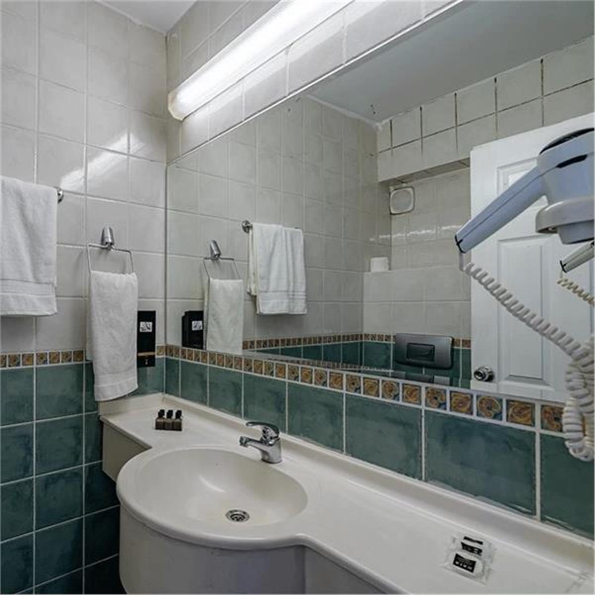 İzmir Çıkışlı 2 gece 3 gün Er-Ta Soyak Hotel Dağ Konaklamalı Bursa Uludağ Kayak Turu