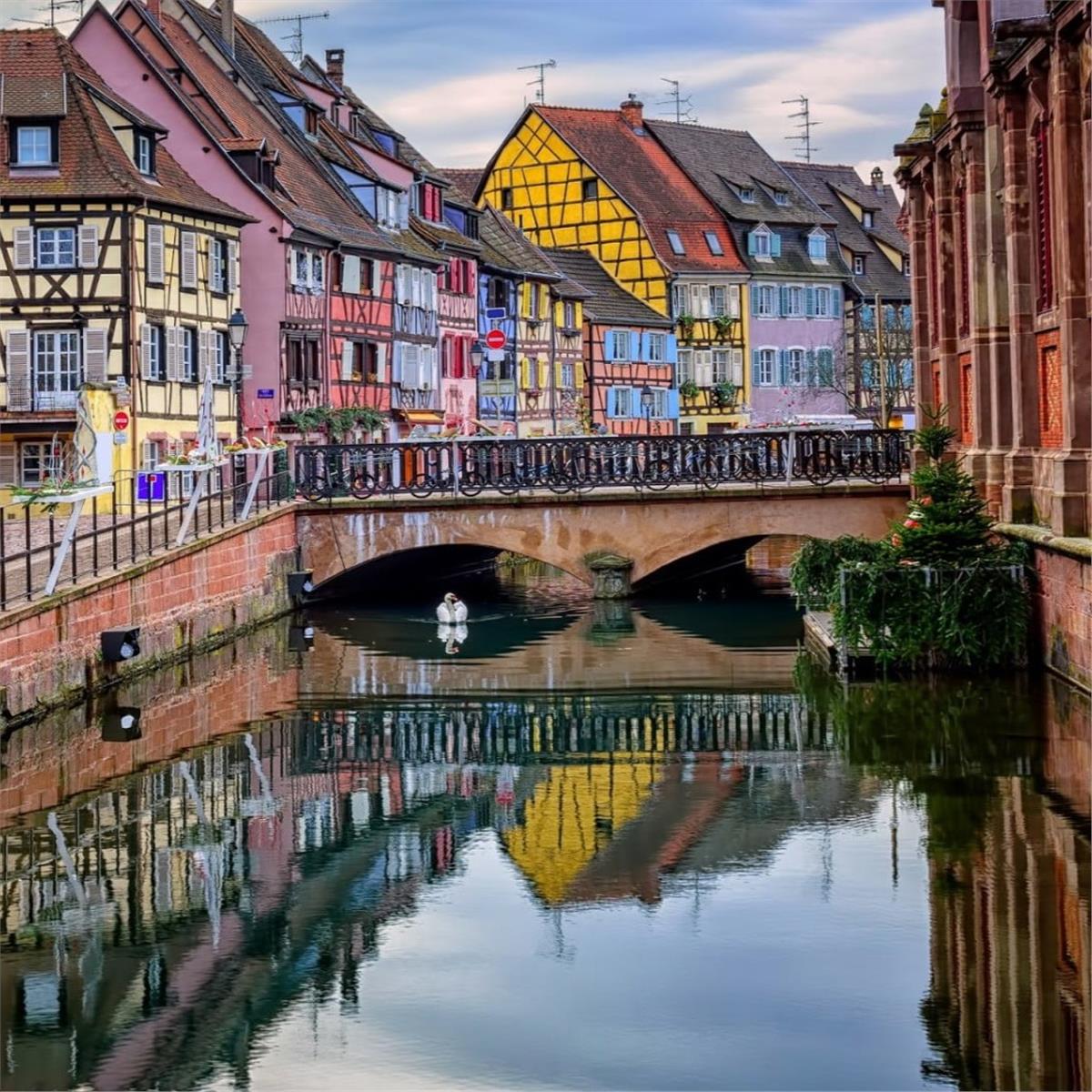 İzmir’den Uçaklı 3 Gece 4 Gün Konaklamalı Alsace & Colmar & Europa Park Kültür ve Eğlence Turu