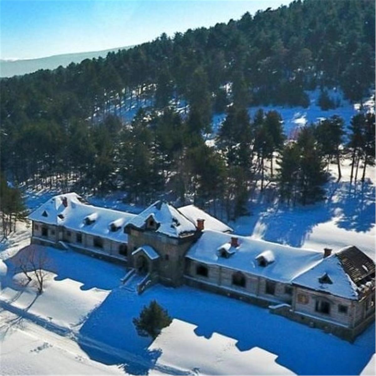 İzmir'den Uçaklı Ramazan Bayramı Özel 3 Gece 4 Gün Konaklamalı Vizesiz Erzurum Kars Batum Tiflis Turu