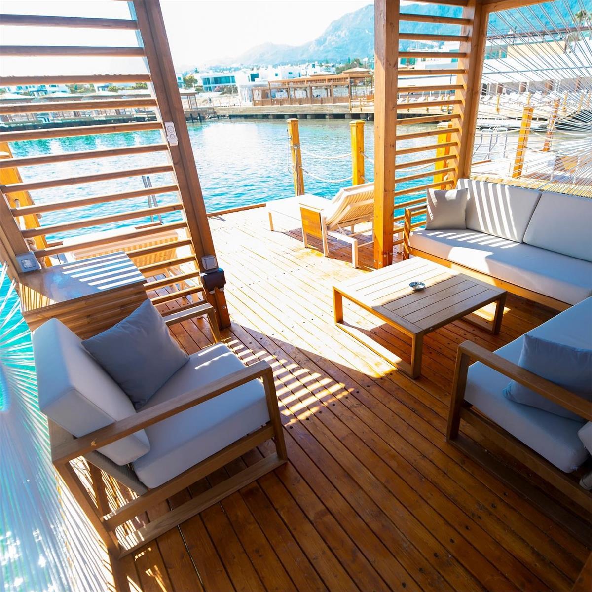 İzmir'den Uçak İle Hareketli Kıbrıs Chamada Prestige Hotel Herşey Dahil Konaklama Seçenekleri