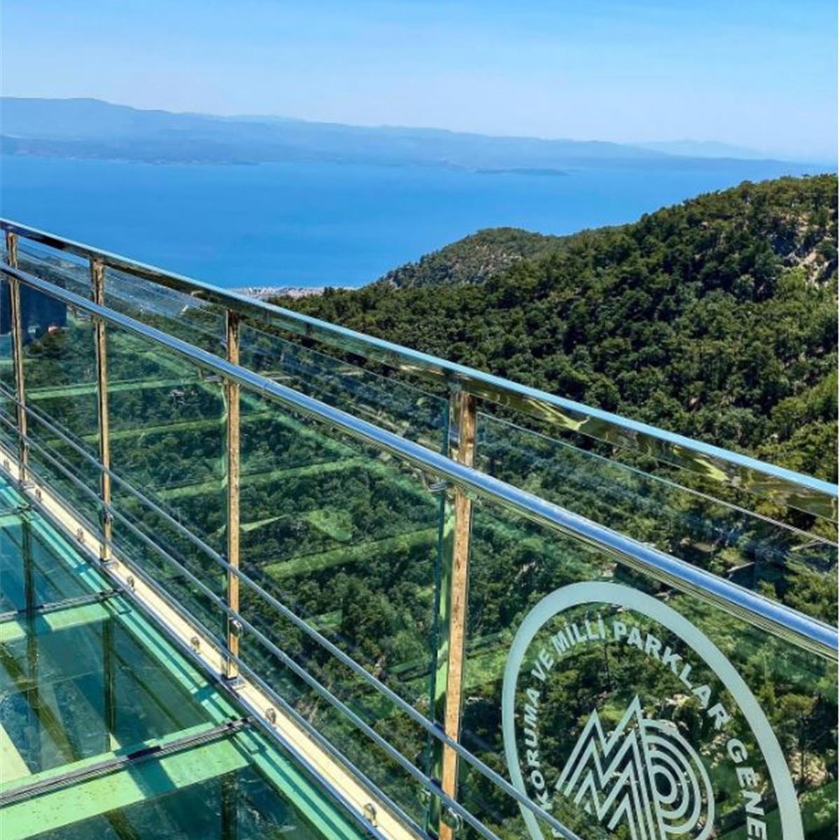 İzmir Kalkışlı Günübirlik Kazdağları Jeep Safari Turu. Üstelik Yüzme Molalı ve Öğle yemeği dahil.