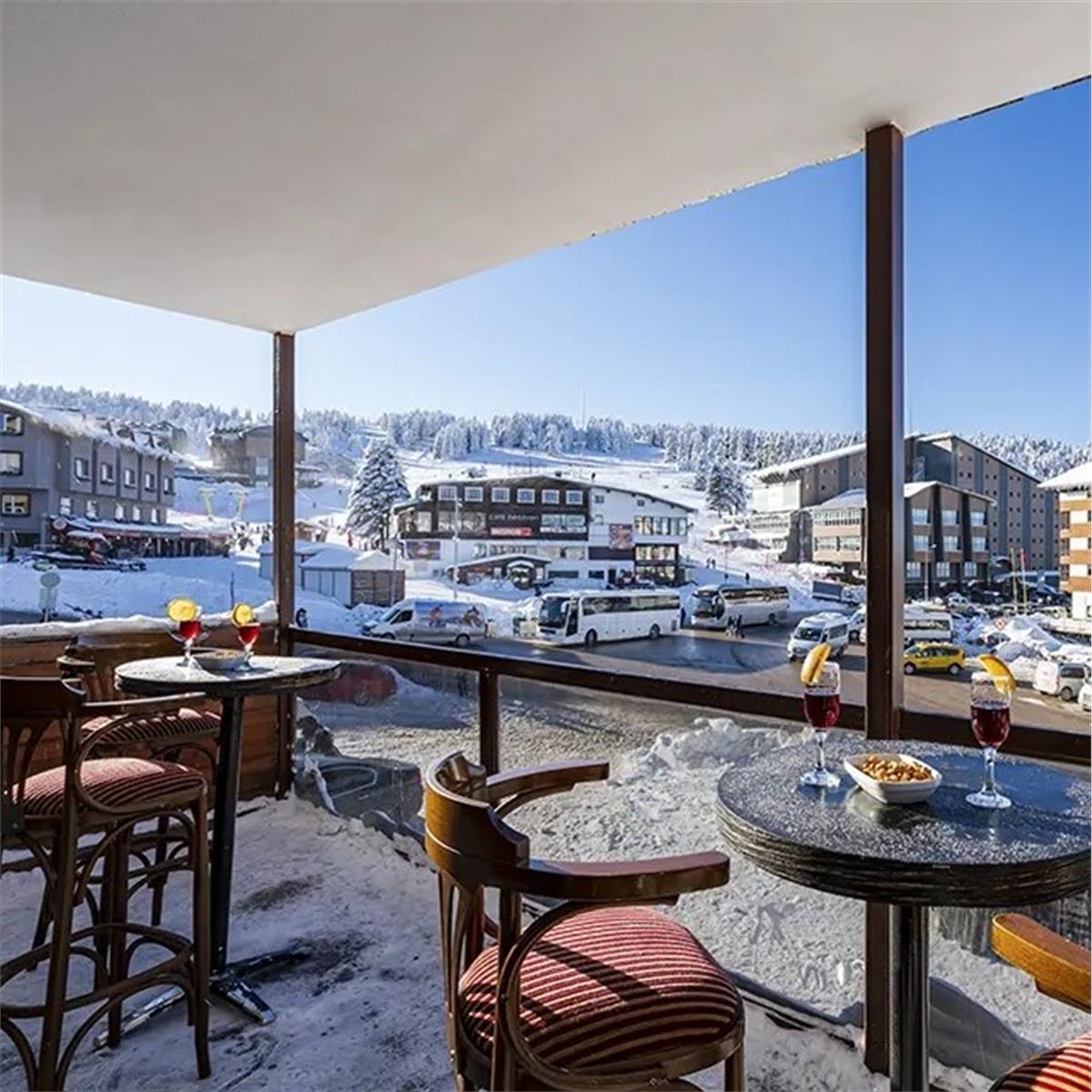 İzmir Çıkışlı 1 gece 2 gün Er-Ta Soyak Hotel Dağ Konaklamalı Bursa Uludağ Kayak Turu