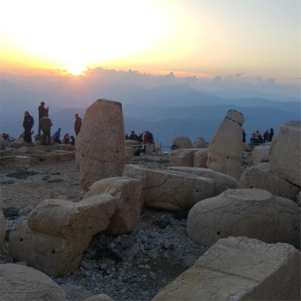 İzmir'den Uçaklı Ramazan Bayramı Özel 3 Gece 4 Gün Konaklamalı GAP Rüzgarı Turu (Gaziantep Gidiş - Diyarbakır Dönüş)