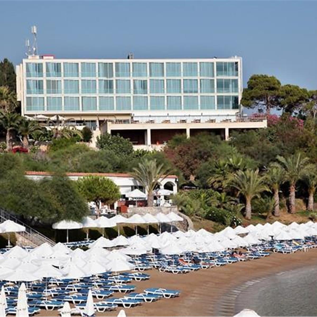 İzmir'den Uçak Biletleri Ve Transfer Dahil Kıbrıs Deniz Kızı Hotel Yarım Pansiyon Konaklama Seçenekleri