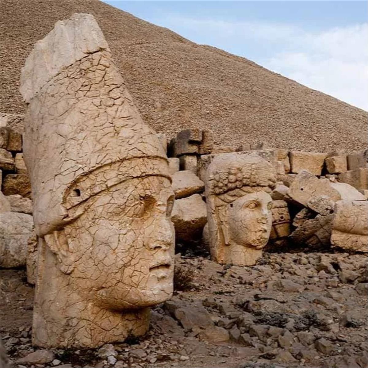 İzmir'den Uçaklı 5 Gece 6 Gün Konaklamalı Munzur ve Nemrut Dağı İle Gap Turu