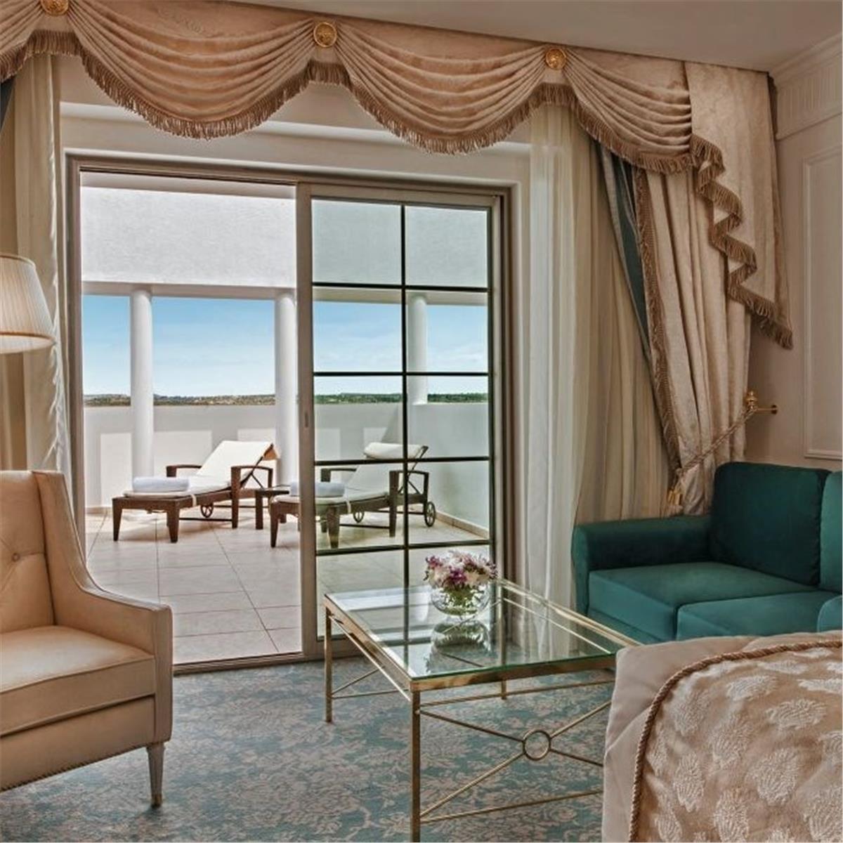 İzmir'den Uçak Biletleri Ve Transfer Dahil 3 Gece 4 Gün Konser Seçenekleri İle Kıbrıs Kaya Artemis Resort Casino Ultra Herşey Dahil Konaklama 84.999 TL'den Başlayan Fiyatlar İle
