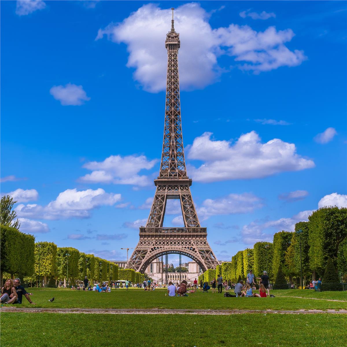 İzmir'den Uçaklı 3 Gece 4 Gün Konaklamalı Görkemli Paris ve İncileri Turu