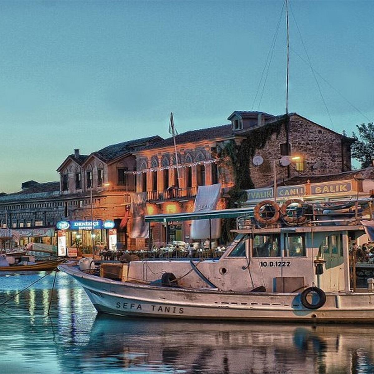 İzmir Çıkışlı Günübirlik Kazdağları, Cunda Adası, Hasan Boğuldu ve Sütüven Şelalesi. Üstelik Sarımsaklı Plajı Yüzme Molalı ve Serpme Kahvaltı Dahil.