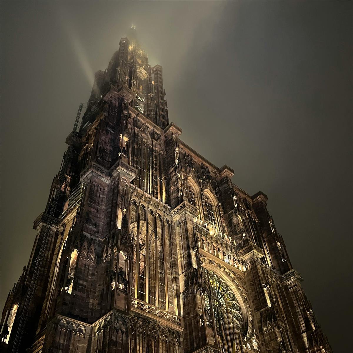 İzmir'den Uçakla 3 Gece 4 Gün Avrupa Masalı Almanya, Fransa Ve İsviçre Turu