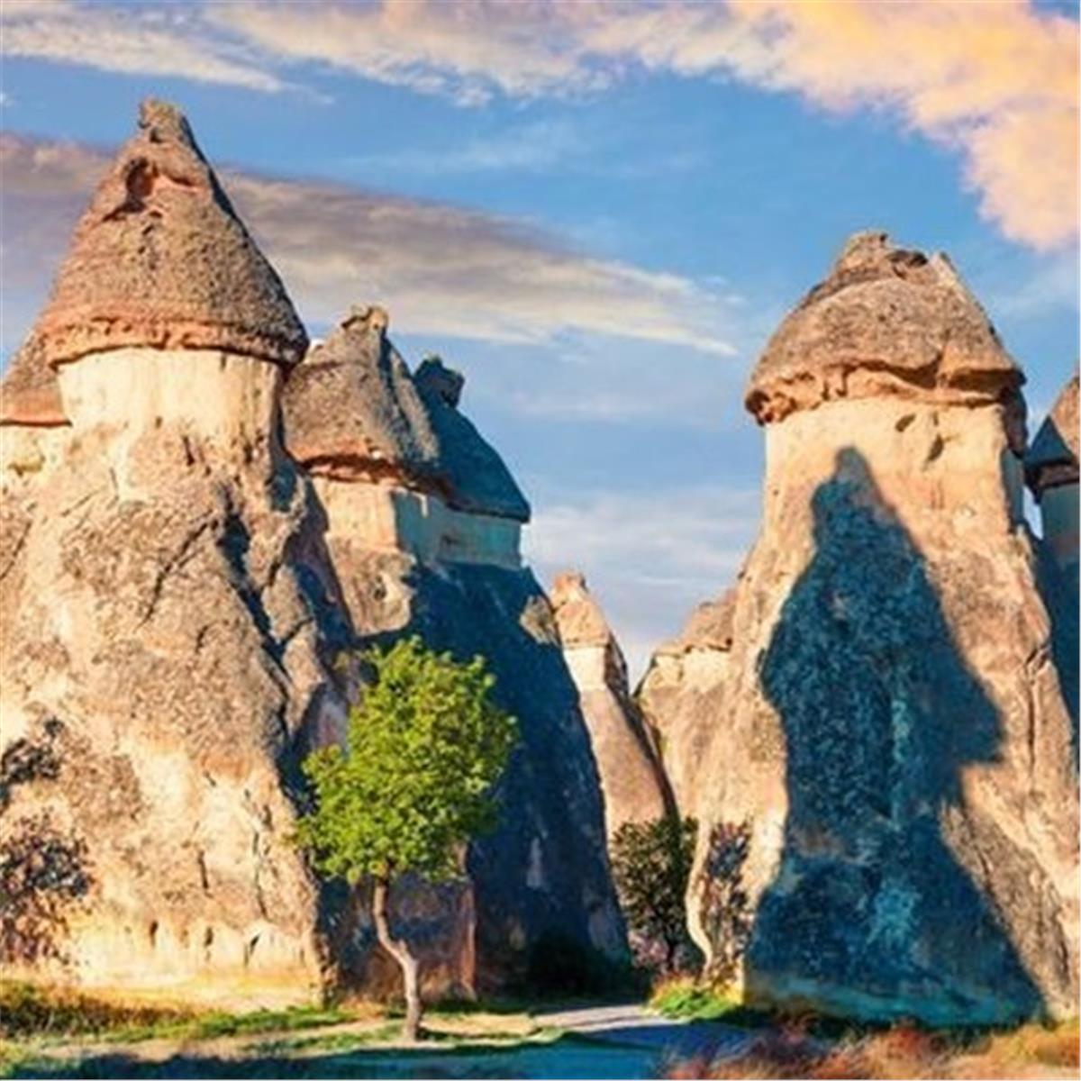 İzmir Çıkışlı 2025 Yılbaşı Özel 2 Gece 3 Gün 5* Emin Koçak Hotel Konaklamalı Yılbaşı Gala Yemeği Dahil Kapadokya Erciyes Turu