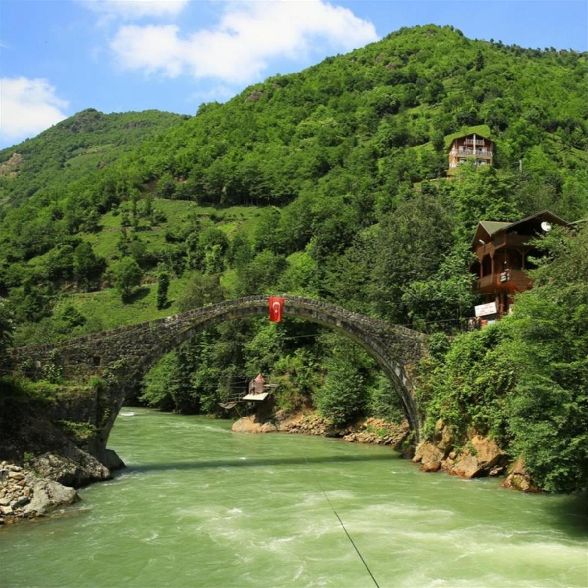 İzmir'den Kalkışlı 4 Gece 5 Gün Konaklamalı Yayla Yayla Karadeniz Turu