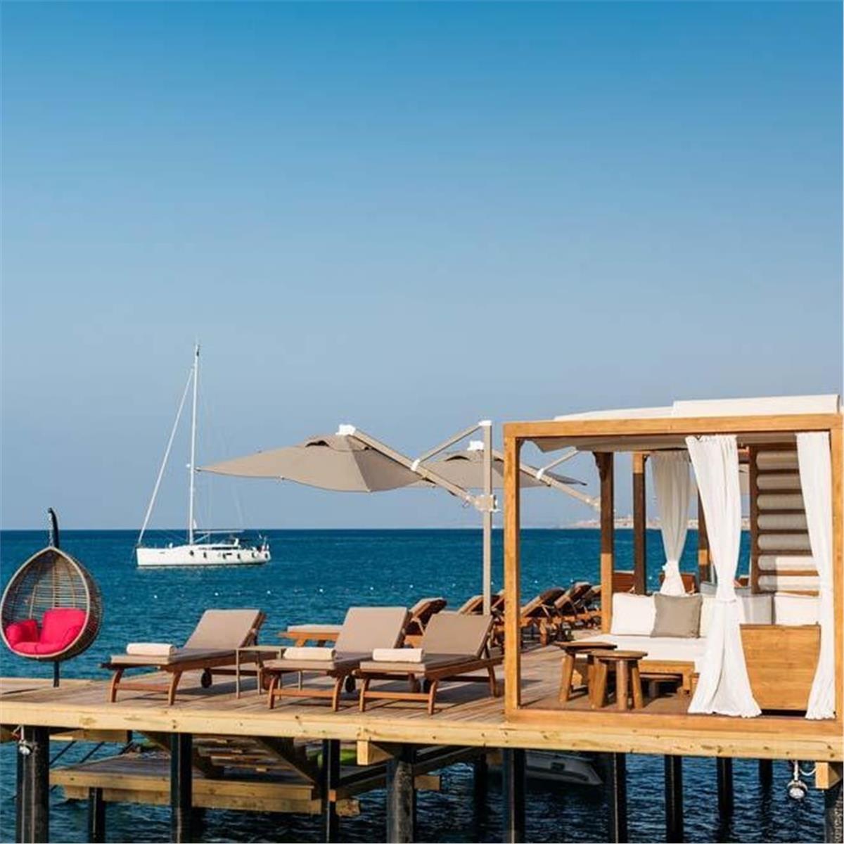 İzmir'den Uçak İle Hareketli Kıbrıs Lord’s Palace Hotel Tam Pansiyon Plus Konaklama Seçenekleri