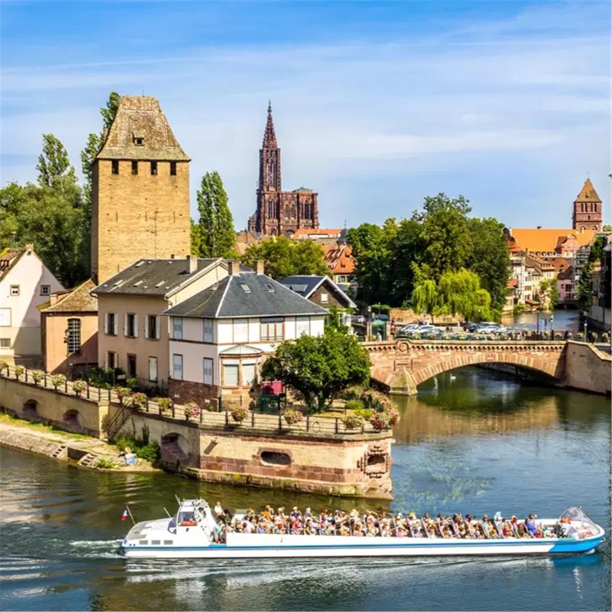 İzmir'den Uçak İle Hareketli 7 Gece 8 Gün Konaklamalı İtalya & Fransa & İsviçre & Almanya & Liehtenstein İle Bir Avrupa Masalı Turu