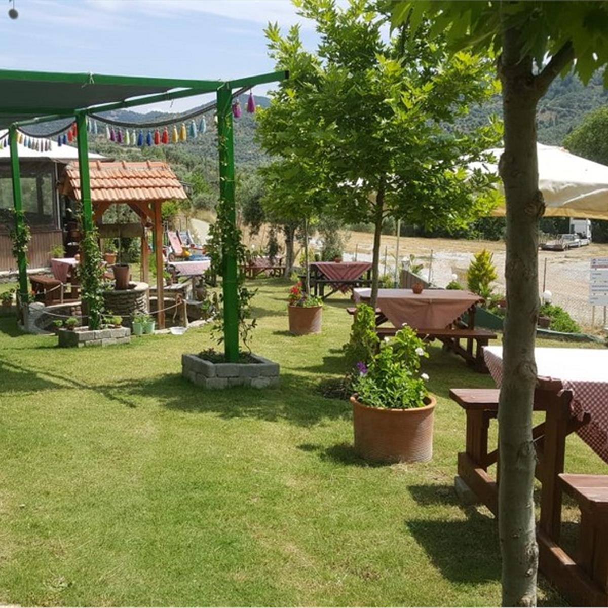 Şirince Keyfince’de Enfes Lezzetler Eşliğinde Serpme Köy Kahvaltısı