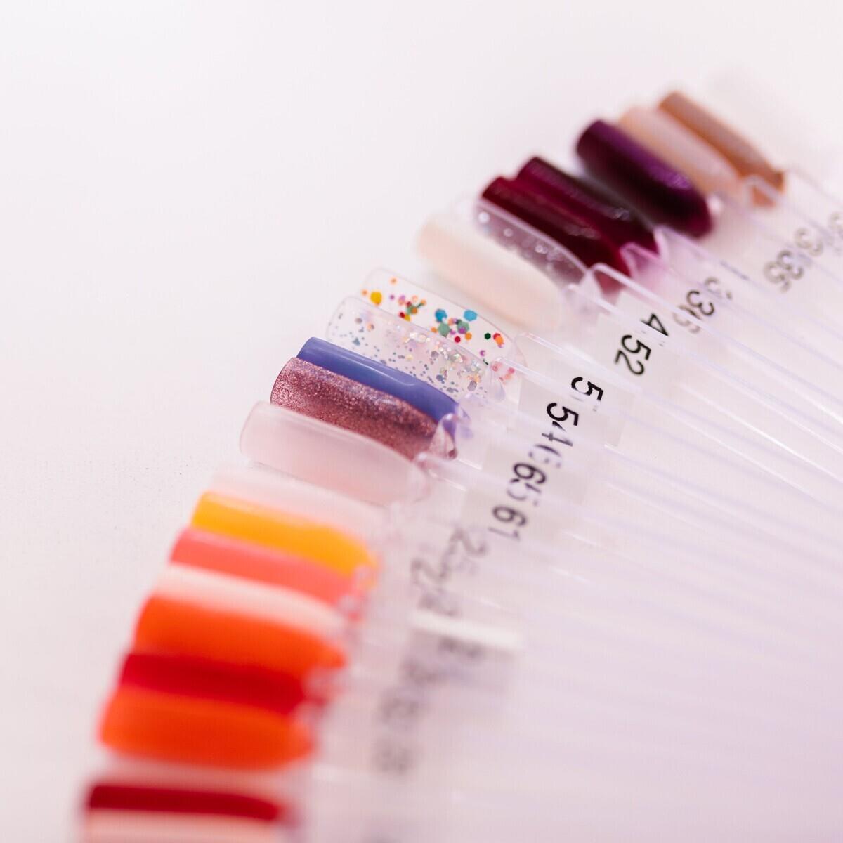 Betül Orman Beauty Protez Tırnak Kalıcı Oje ve Nail Art Uygulamaları