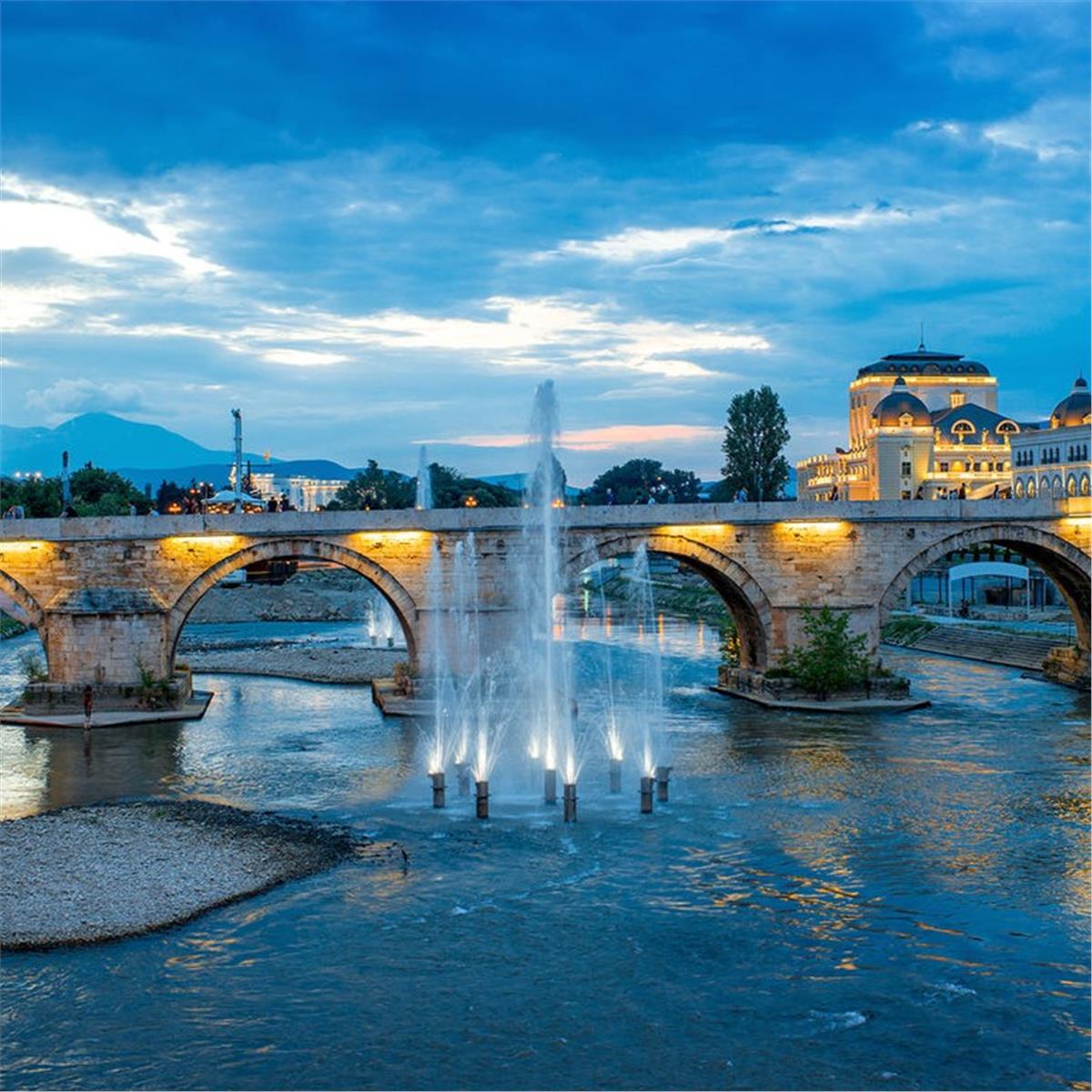 İzmir'den Uçaklı 6 Gece 7 Gün Vizesiz Balkan Turu