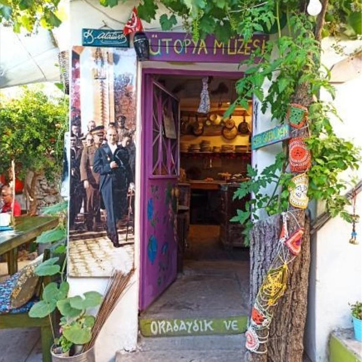 Urla Bademler Köyü Mell10 House serpme köy kahvaltısı