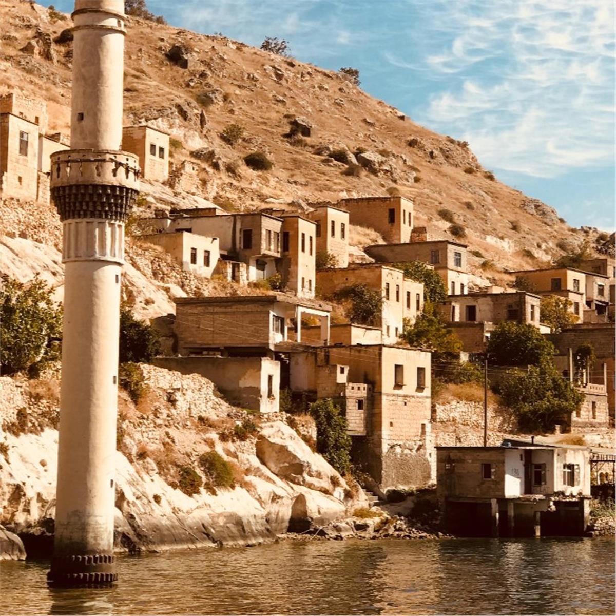 İzmir'den Uçaklı 3 Gece 4 Gün Konaklamalı Göbeklitepe, Halfeti ve Malabadi Köprüsü İle Gap Mezopotamya Turu (Gaziantep Başlar - Gaziantep Biter)