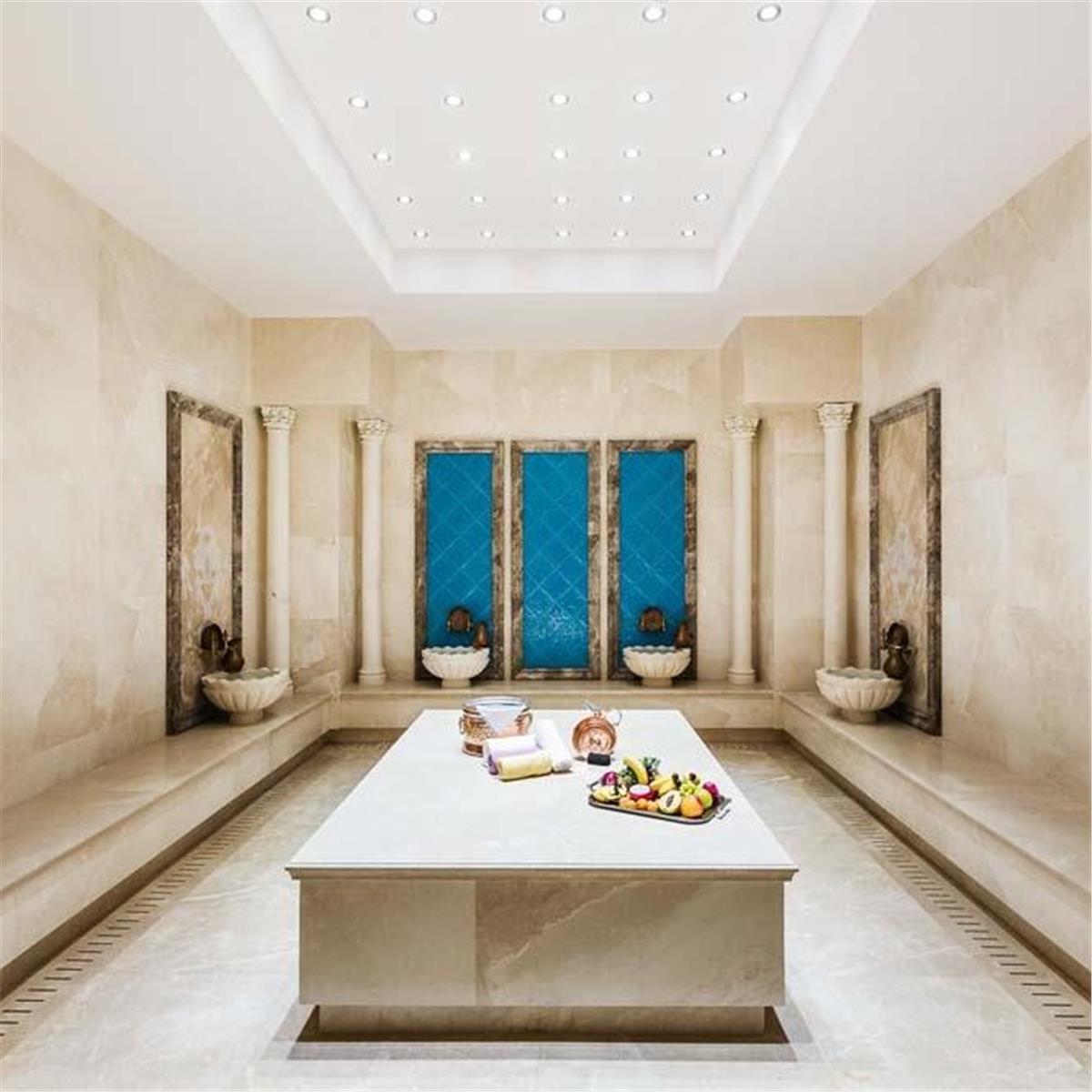 İzmir'den Uçak İle Hareketli Kıbrıs Lord’s Palace Hotel Tam Pansiyon Plus Konaklama Seçenekleri