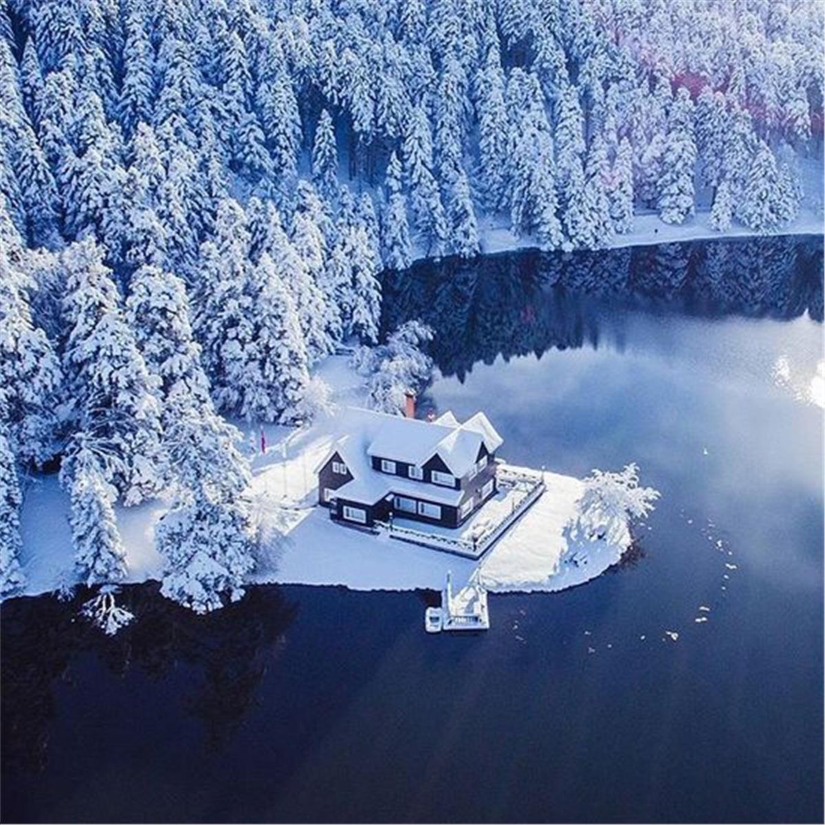 Yılbaşı Özel Gala ve 2 gece 3 gün Ramada By Wyndham Konaklamalı Abant, Kartalkaya, Kartepe ve Uludağlı 4'lü Kar Keyfi.