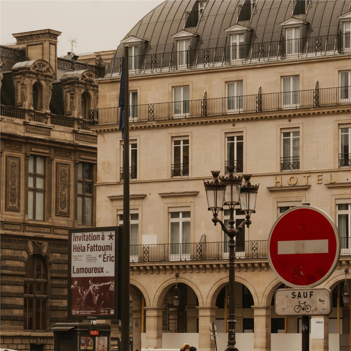 İzmir'den Uçaklı 3 Gece 4 Gün Konaklamalı Büyüleyici Paris Ve İncileri Turu