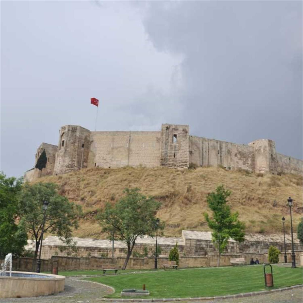 İzmir'den Uçaklı 1 Gece 2 Gün Konaklamalı Gaziantep Şanlıurfa Göbeklitepe Turu