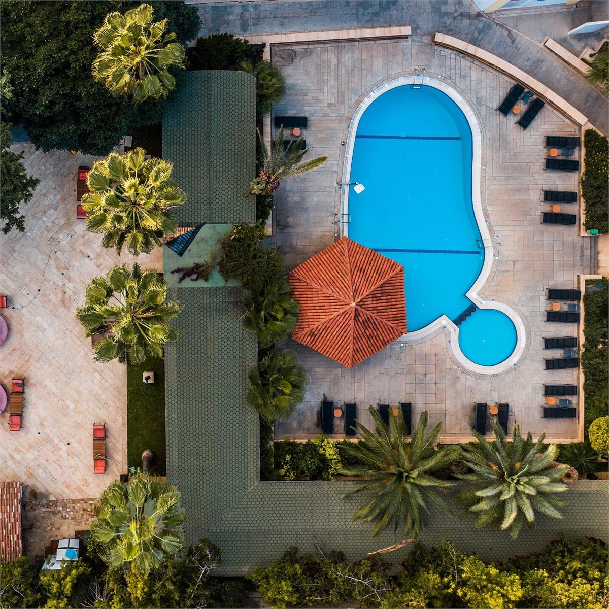 İzmir'den Kalkışlı 3 Gece 4 Gün Uçaklı ve Pia Bella Hotel Konaklamalı 2025 Kıbrıs Yılbaşı Turu