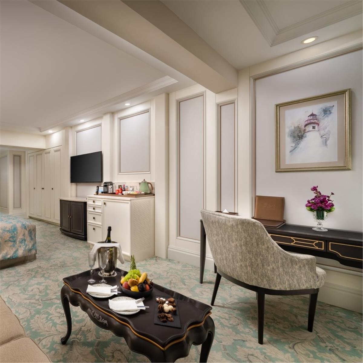 İzmir'den Uçak İle Kalkışlı 2 Gece 3 Gün 5 Yıldızlı Les Ambassadeurs Konaklamalı Kıbrıs Turu