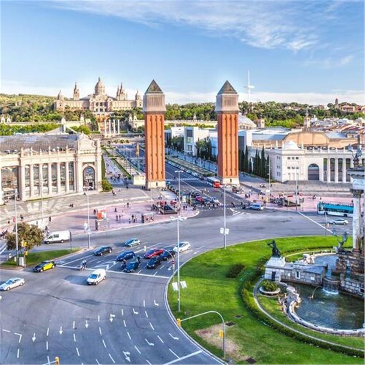 İzmir'den Uçaklı İle 4 Gece 5 Gün Konaklamalı Yılbaşı Özel Barcelona Turu