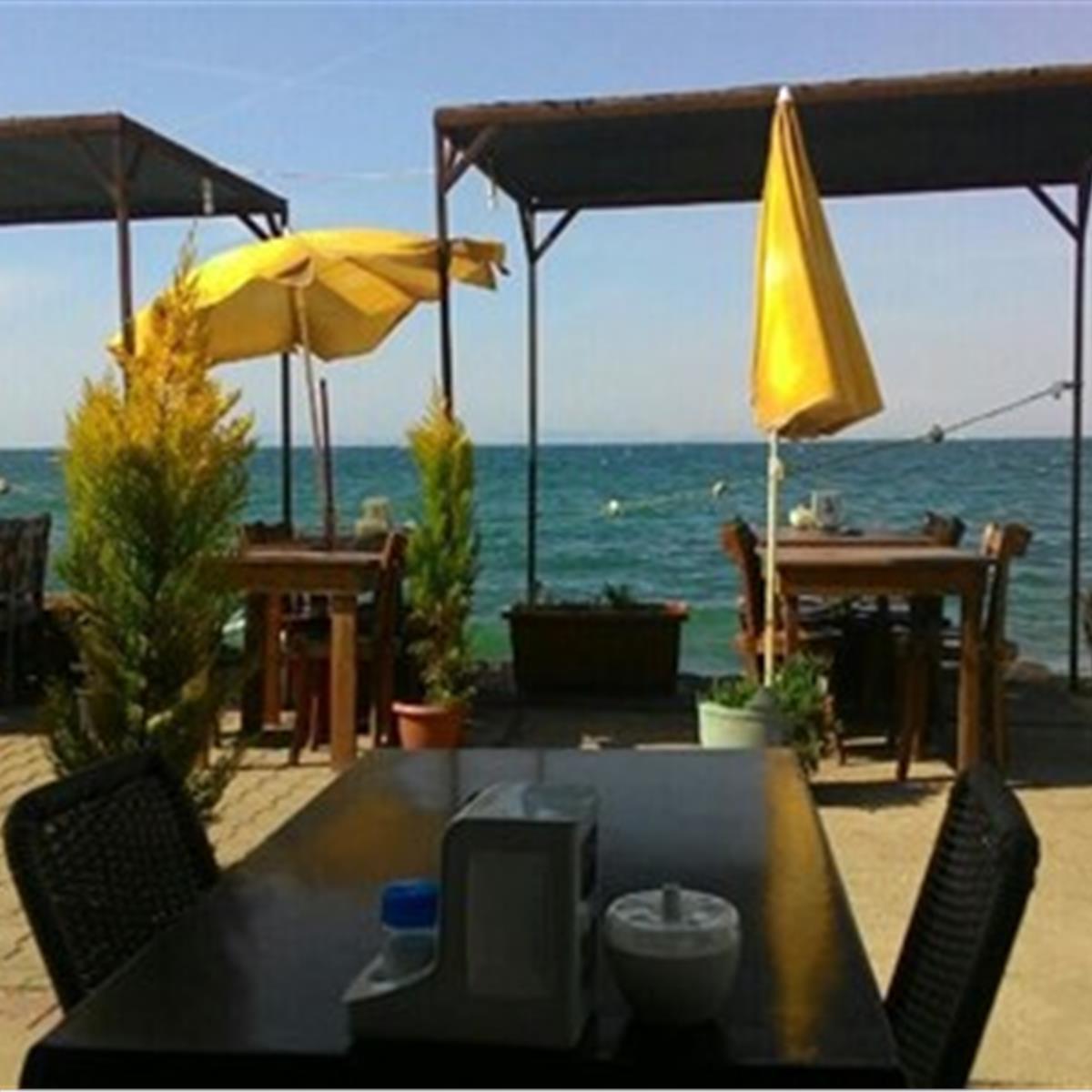 Güzelbahçe Zigana Restaurant'da Denize Nazır Balık Menüleri