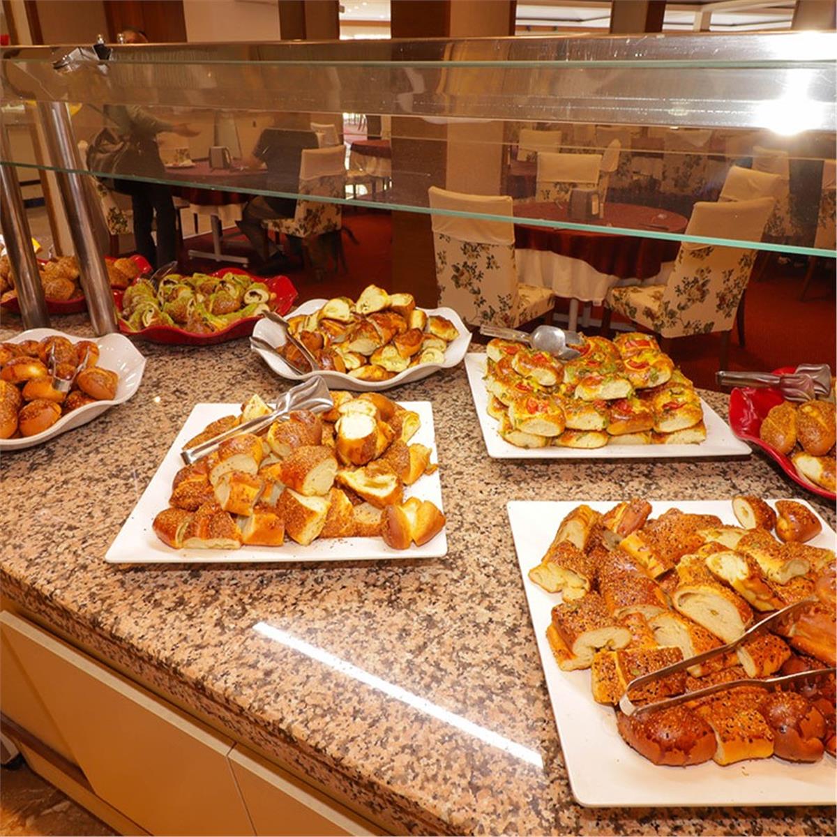 İzmir Hareketli 1 Gece 2 Gün 5* Lycus River Thermal &Spa Hotel Konaklamalı Pamukkale Nikfer Kayak Merkezi Turu