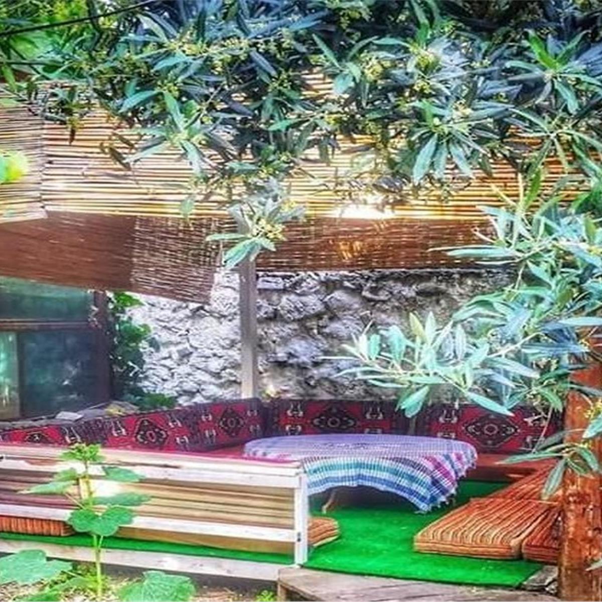 Çiçekliköy Zeytindalı Kahvaltı Evi’nde Enfes Serpme Köy Kahvaltısı