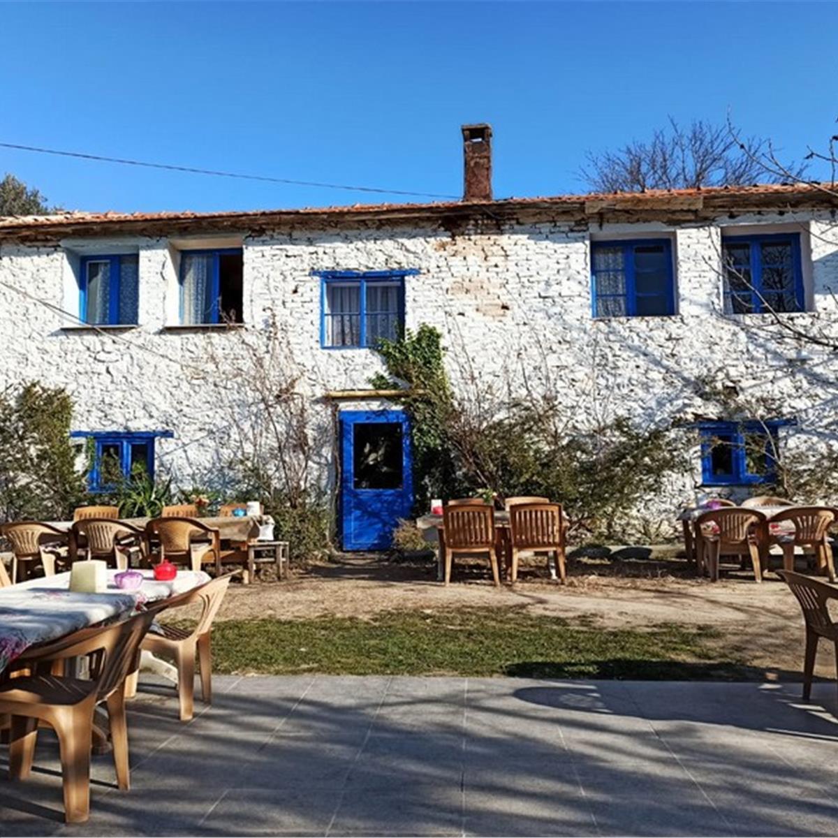 Çiçekliköy Çiçekli Kahvaltı Evi’nde Serpme Köy Kahvaltısı