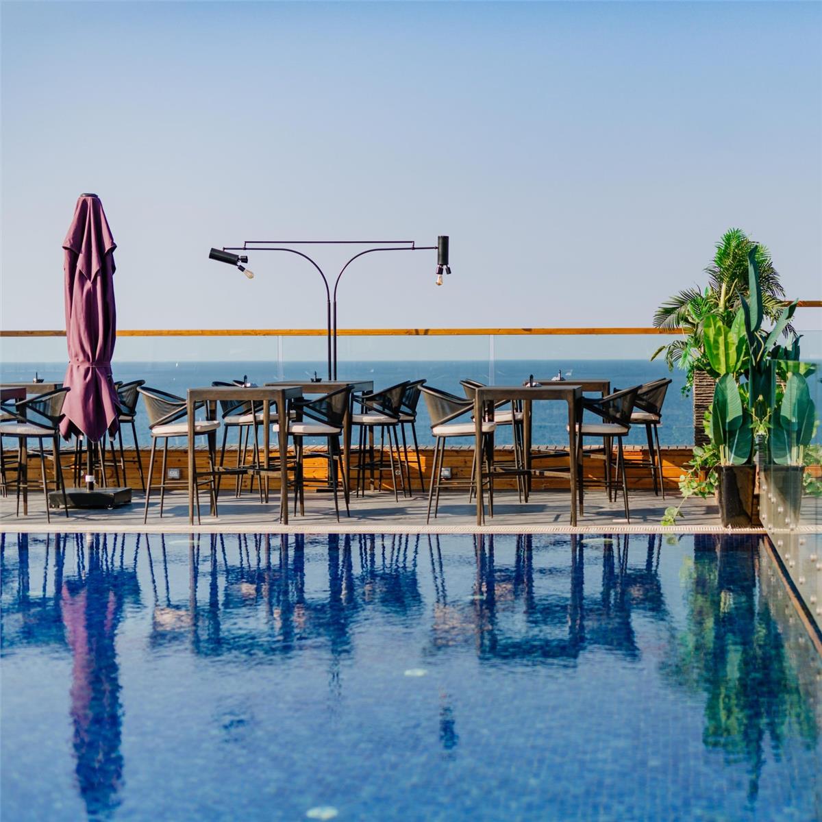 İzmir'den Uçak İle Hareketli 2 Gece Ve 3 Gece Lord's Palace Hotel Konaklama Seçenekleri İle Kıbrıs Turu