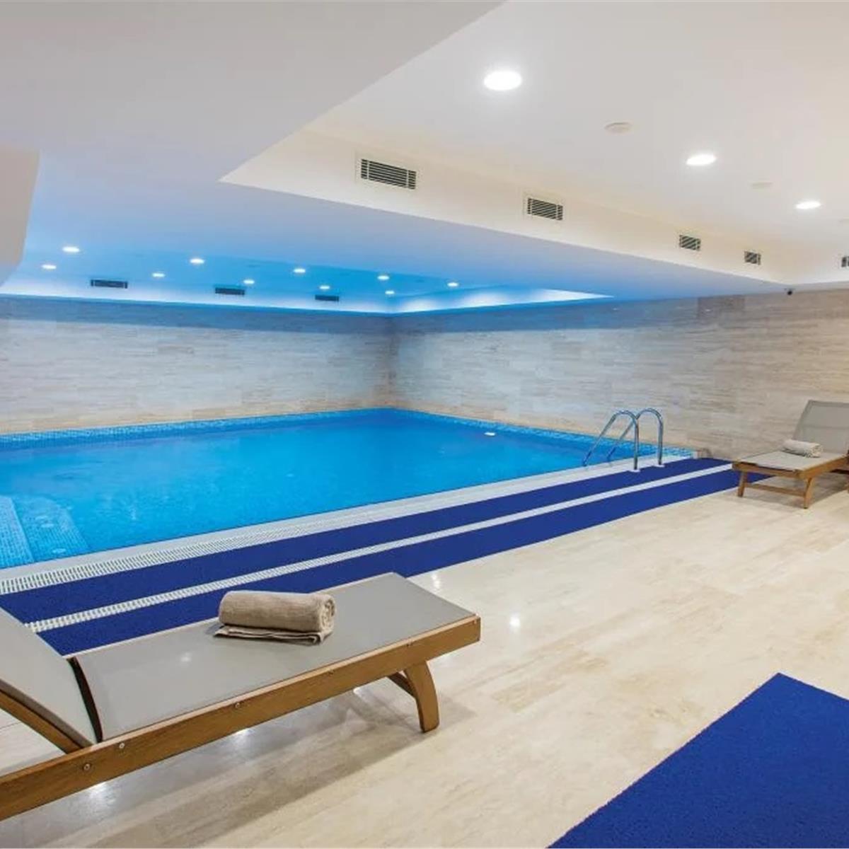 Gaziemir Mia City Hotel Tek veya Çift kişi Kahvaltı dahil konaklama