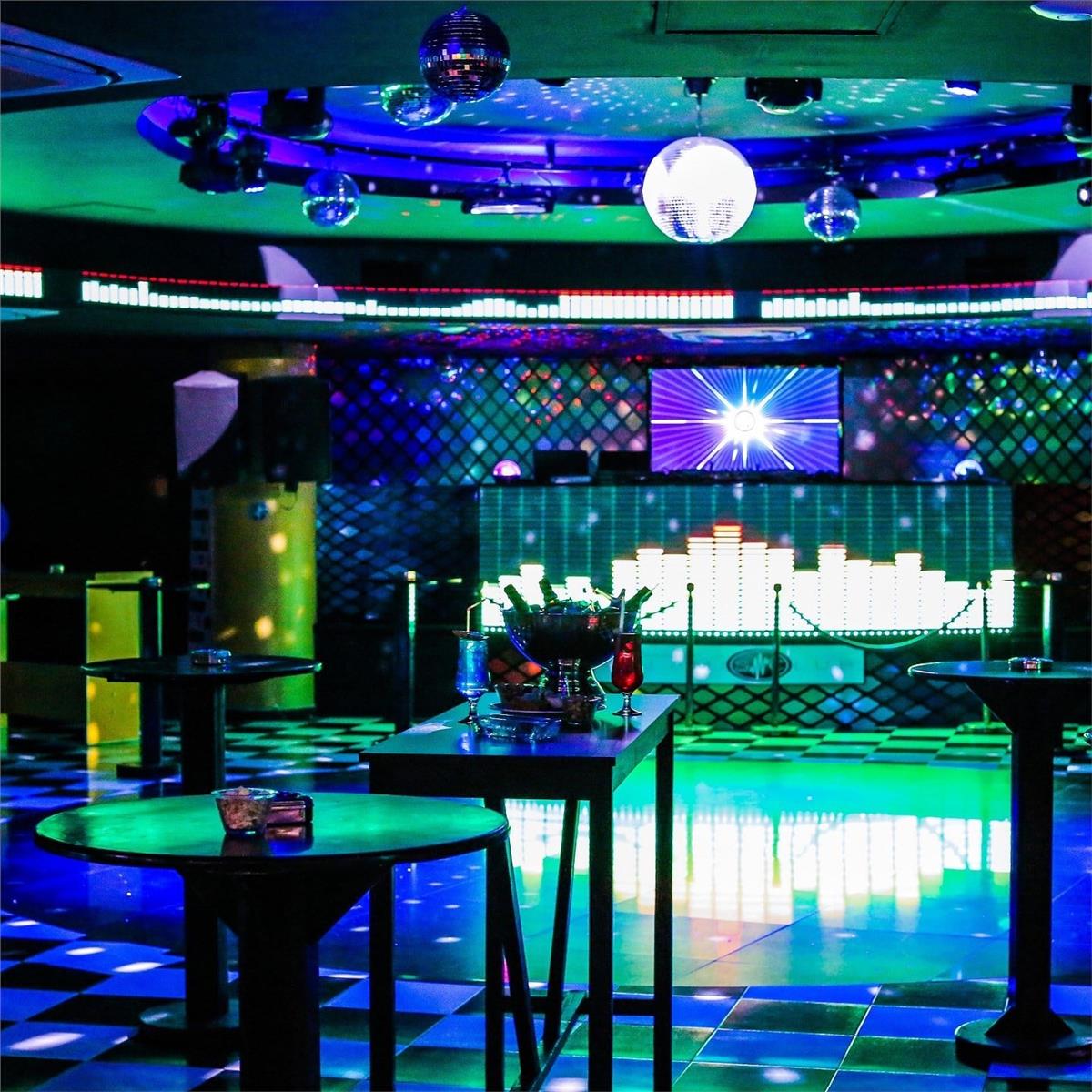 İzmir'den Uçak Bileti ve Otel Transferi Dahil 2 Gece ve 3 Gün Konaklamalı Kıbrıs Salamis Bay Conti Resort Hotel'de Gülden Yılbaşı Galası