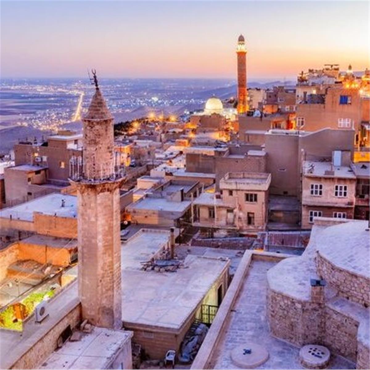 İzmir'den Uçak İle Hareketli Yılbaşı Özel 2 Gece 3 Gün Cihangir Konağı Butik Otel Konaklamalı Butik Şanlıurfa Turu. Üstelik Urfam Konuk Evinde Unutulmaz Yılbaşı Gecesi Yemeği ve Eğlencesi Dahil