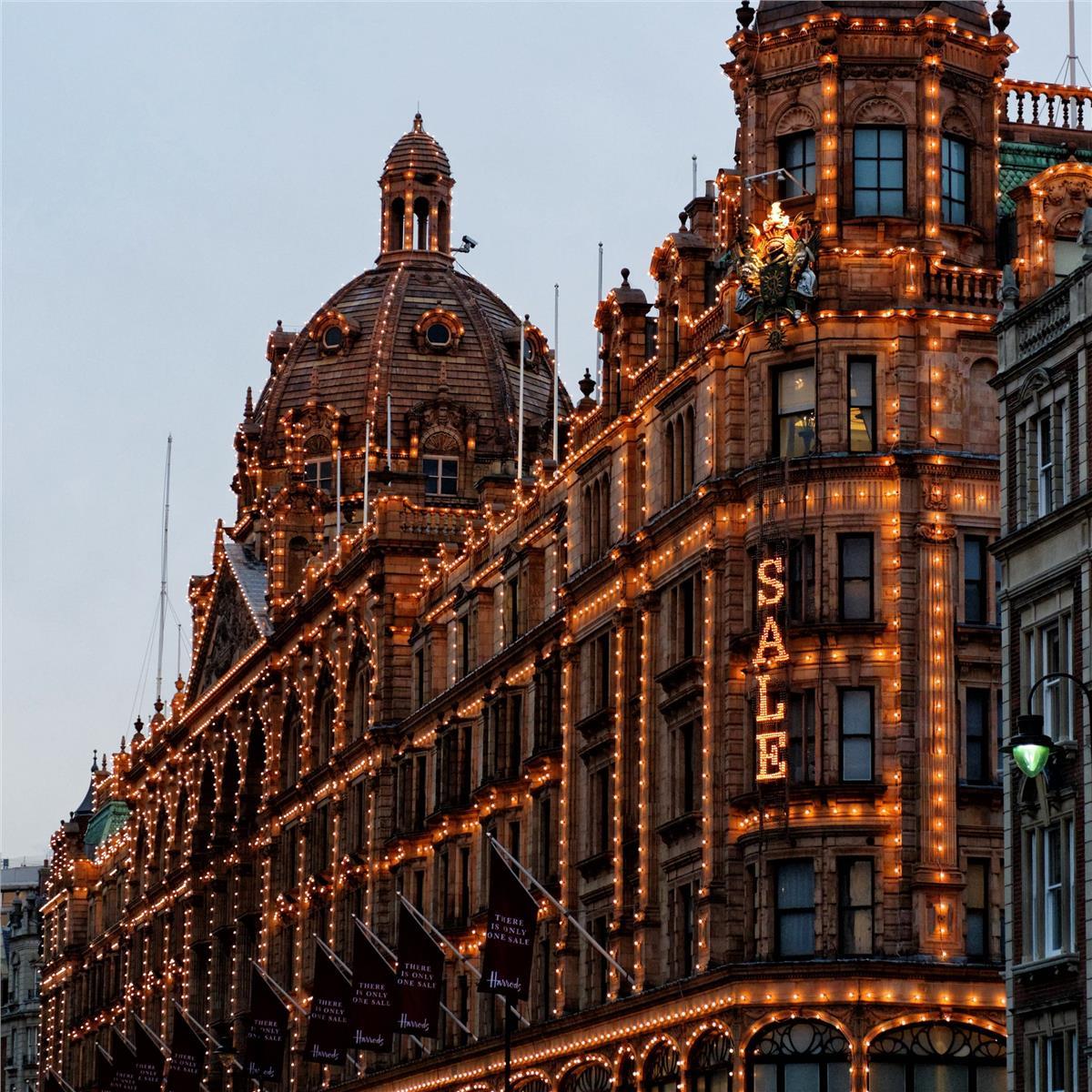 İzmir'den Uçaklı 3 Gece 4 Gün Konaklamalı Noel Zamanı Londra & Cotswolds Kasabaları ve Noel Pazarları
