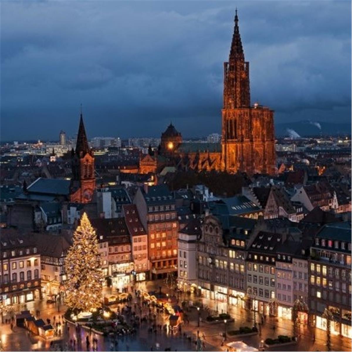 İzmir Uçak İle Hareketli 6 Gece 7 Gün Konaklamalı Fransa İtalya İsviçre Liechtenstein Avusturya Almanya Turu