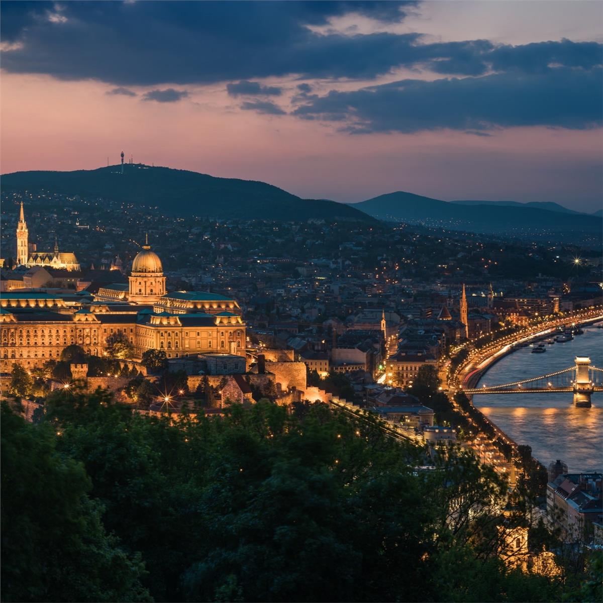 İzmir'den Otobüslü 7 Gece 9 Gün Konaklamalı Belgrad, Budapeşte, Viyana, Prag İle Orta Avrupa Turu