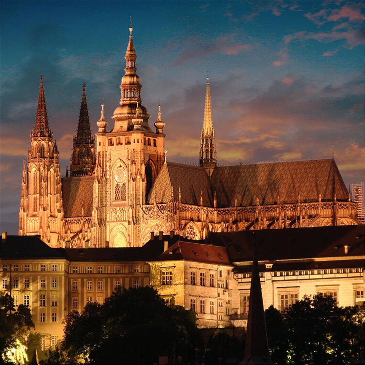 İzmir'den Uçak İle Hareketli 7 Gece 8 Gün Konaklamalı Tüm Extra Turlar Dahil Büyük Orta Avrupa & Salzburg & Hallstatt Turu