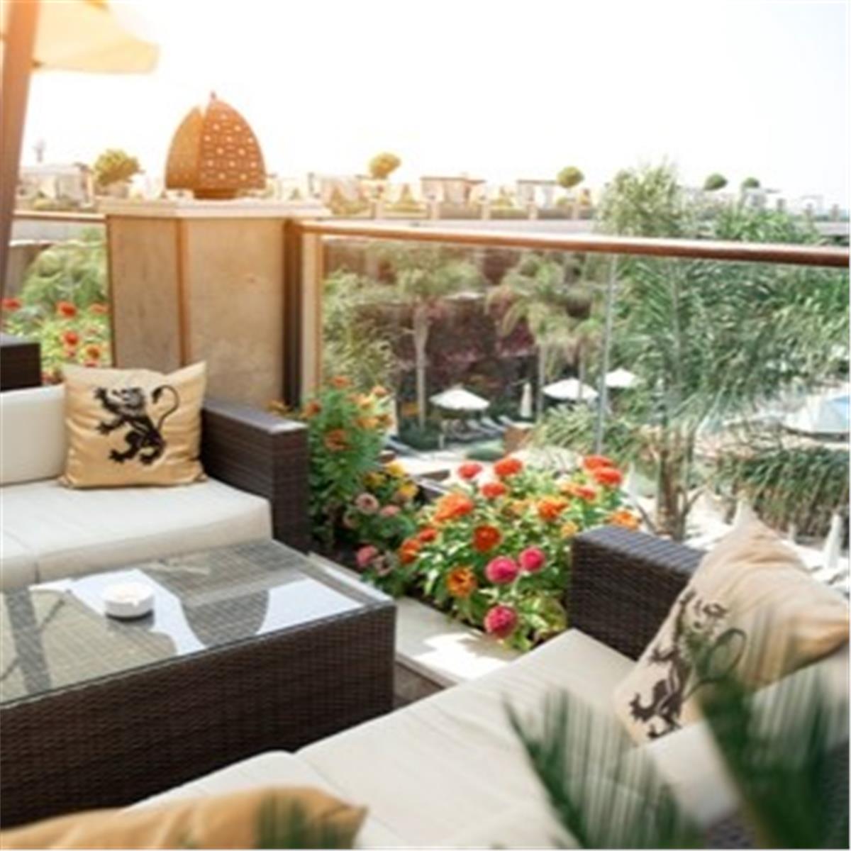 İzmir'den Uçak İle Hareketli Kıbrıs Cratos Premium Hotel Port Spa Tam Pansiyon Plus Konaklama