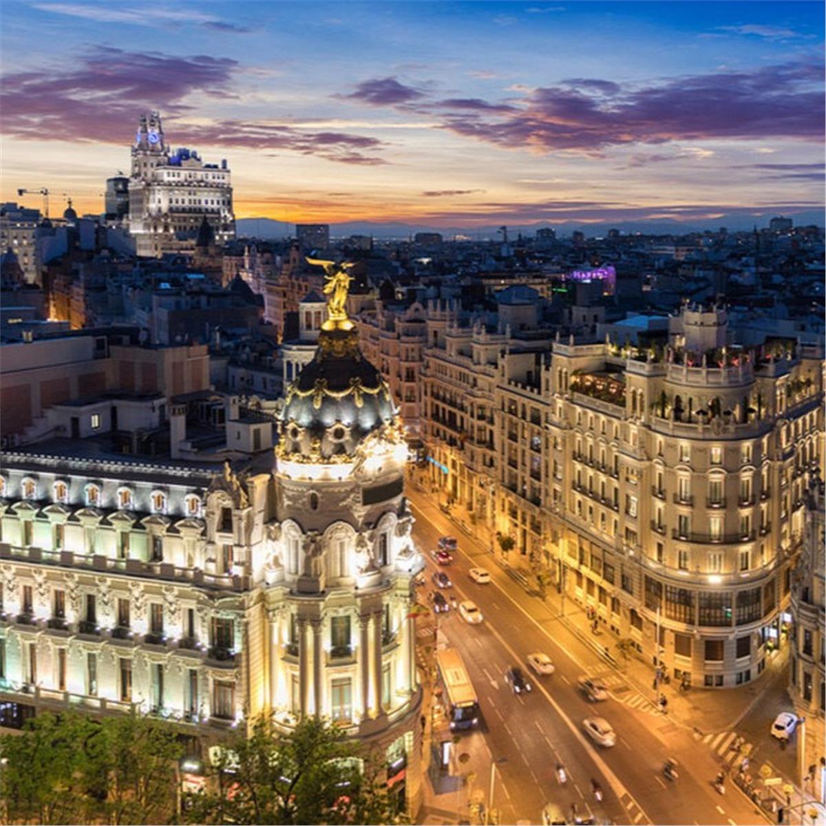 İzmir'den Uçak İle Hareketli 29 Ekim ve Sömestr Özel 5 Gece 6 Gün Konaklamalı Bonito İspanya Turu