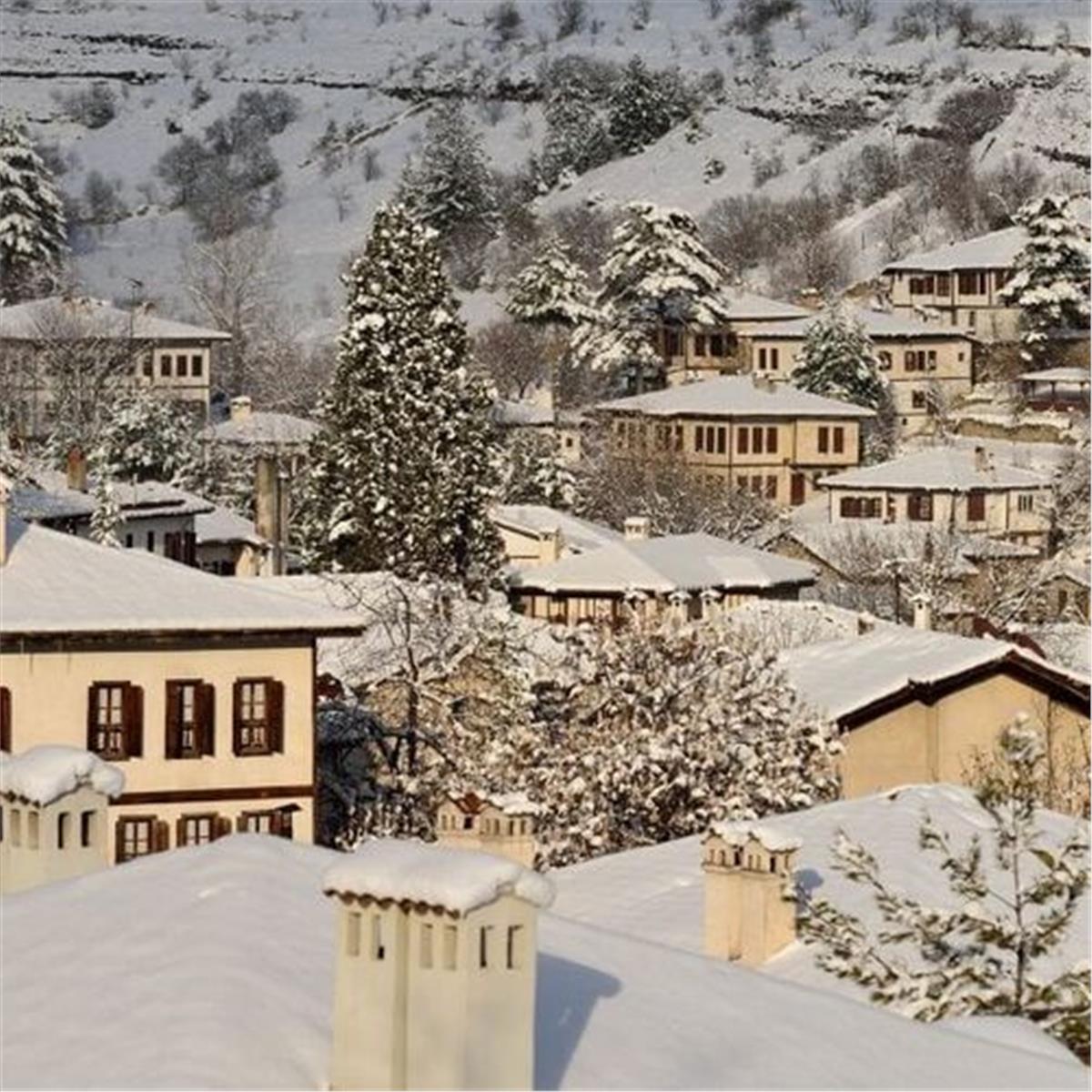 2 Gece 3 Gün Konaklamalı Bolu Abant, Amasra, Göynük, Safranbolu, Yedigöller Turu