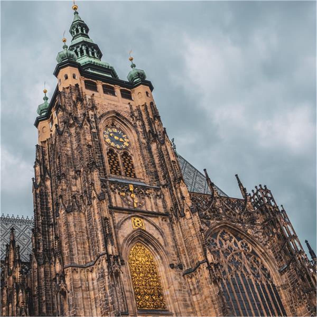 İzmir'den Uçaklı İle Kalkışlı 6 Gece 7 Gün Konaklamalı Büyük Orta Avrupa ve Almanya Turu