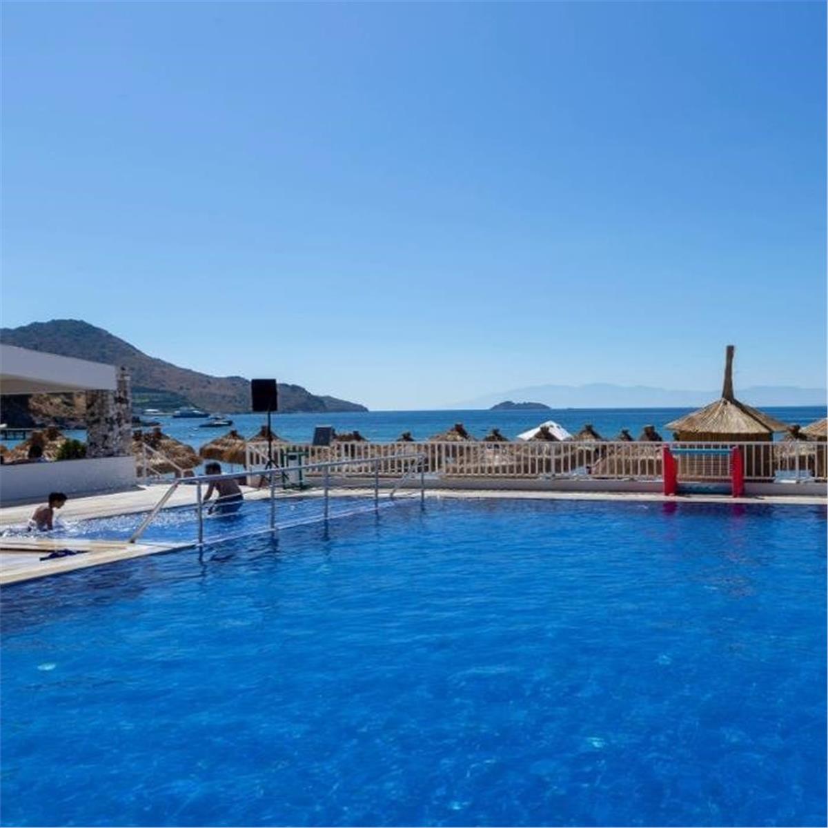 İzmir Kalkışlı Ulaşım ile 3 gece ve 4 gece seçenekli Bodrum Mio Mare Otel Herşey Dahil Konaklama