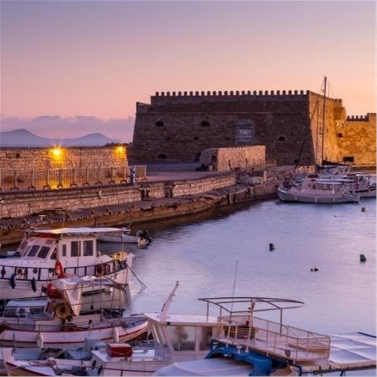 İzmir'den Uçaklı 3 Gece 4 Gün 3* Anna Maria Village Hotel Konaklamalı Girit Turu