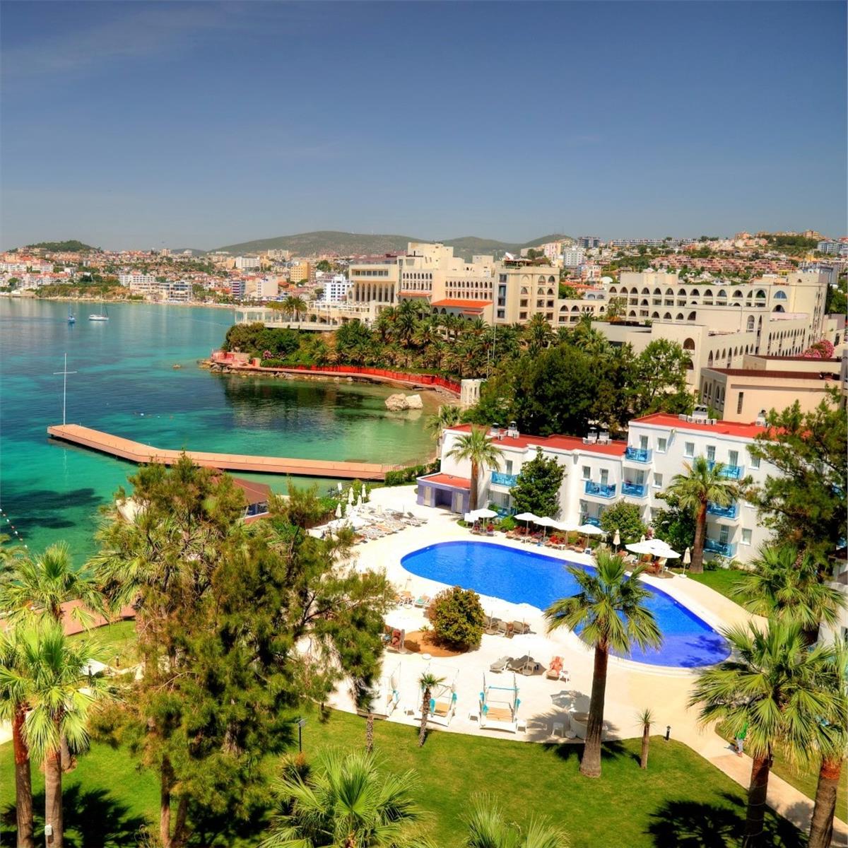 Kuşadası Le Blue Hotel Yılbaşı Programı